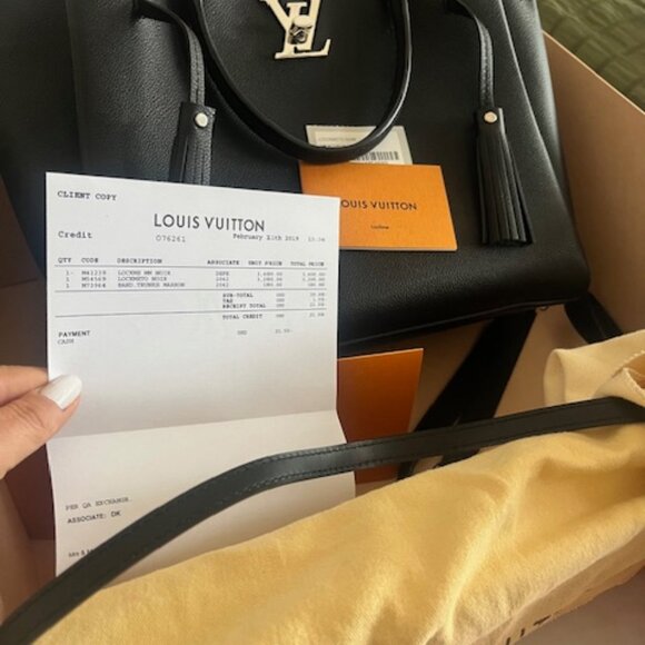 Loius Vuitton-Lockme Leather Noir Tote Handbag- BRAND NEW!! ABSOLUTELY GORGEOUS! - Picture 5 of 8